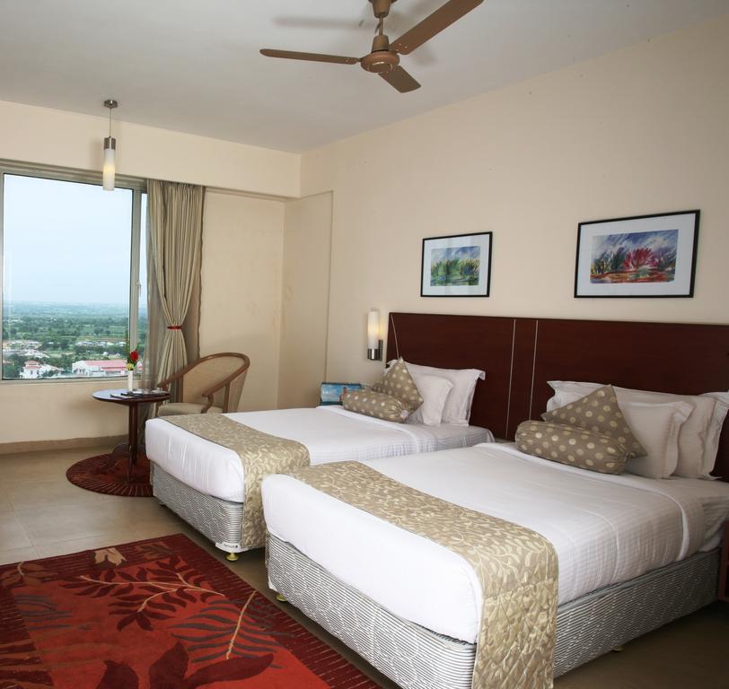 Leonia Holistic Destination Hotel Shamirpet Phòng bức ảnh